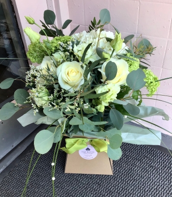 Bouquet in creams and greens