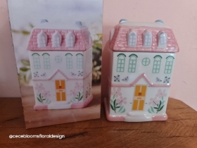 Pastel House   Oil Burner and Wax Warmer